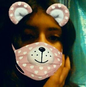 Meet your Posher, Perla